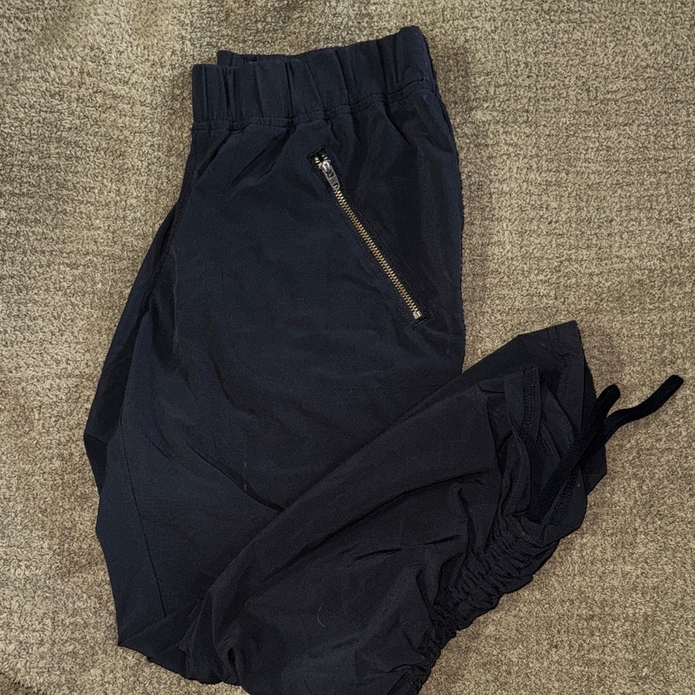 Athleta Black Ankle Pants